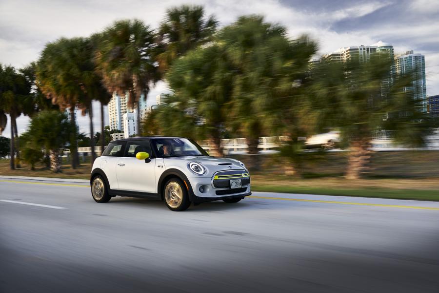  Mini Cooper SE (F56) 2020 года  (NA) (фото 55 из 342)